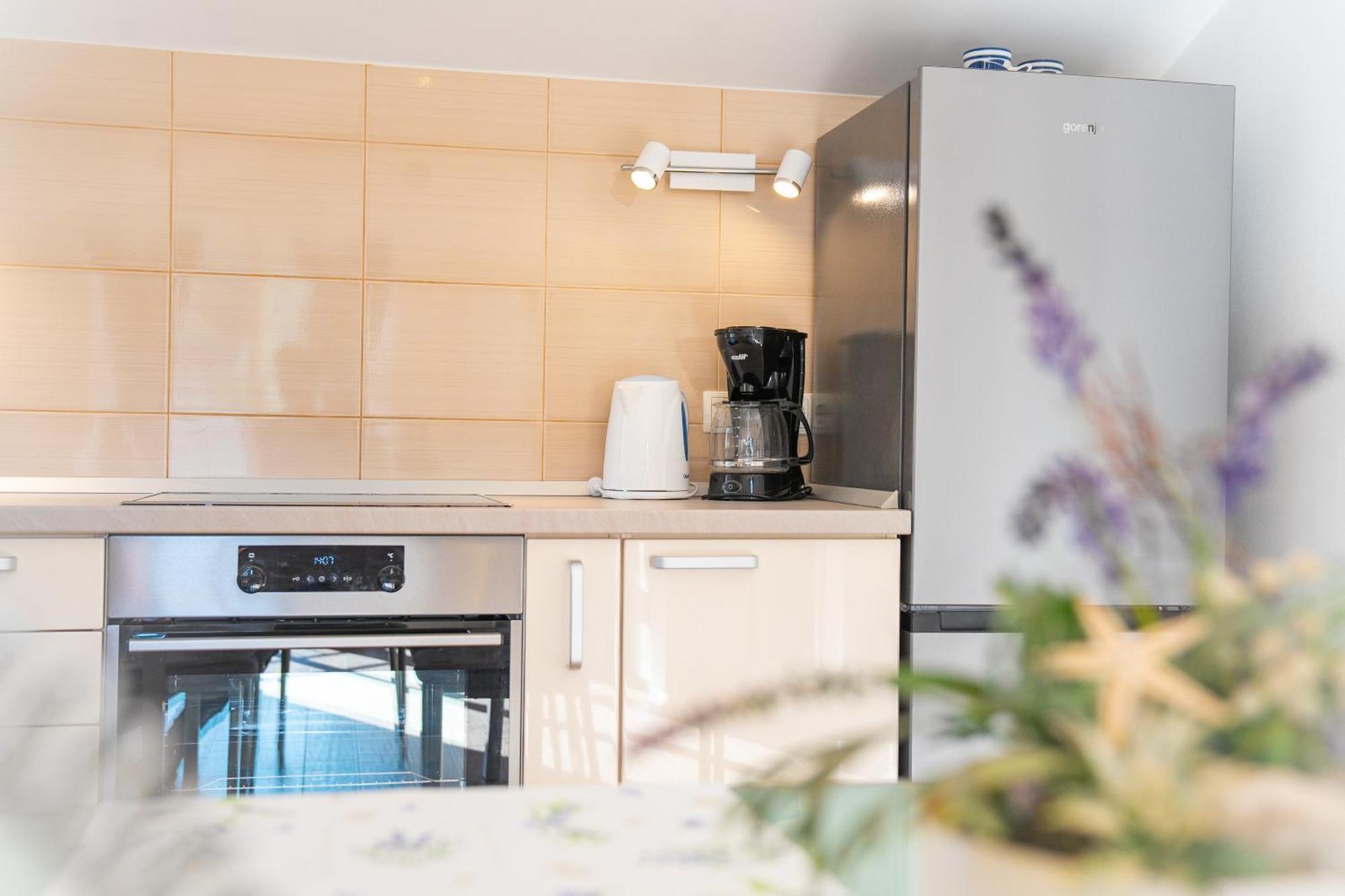 Apartamento Regina Del Mare Slatine Exterior foto