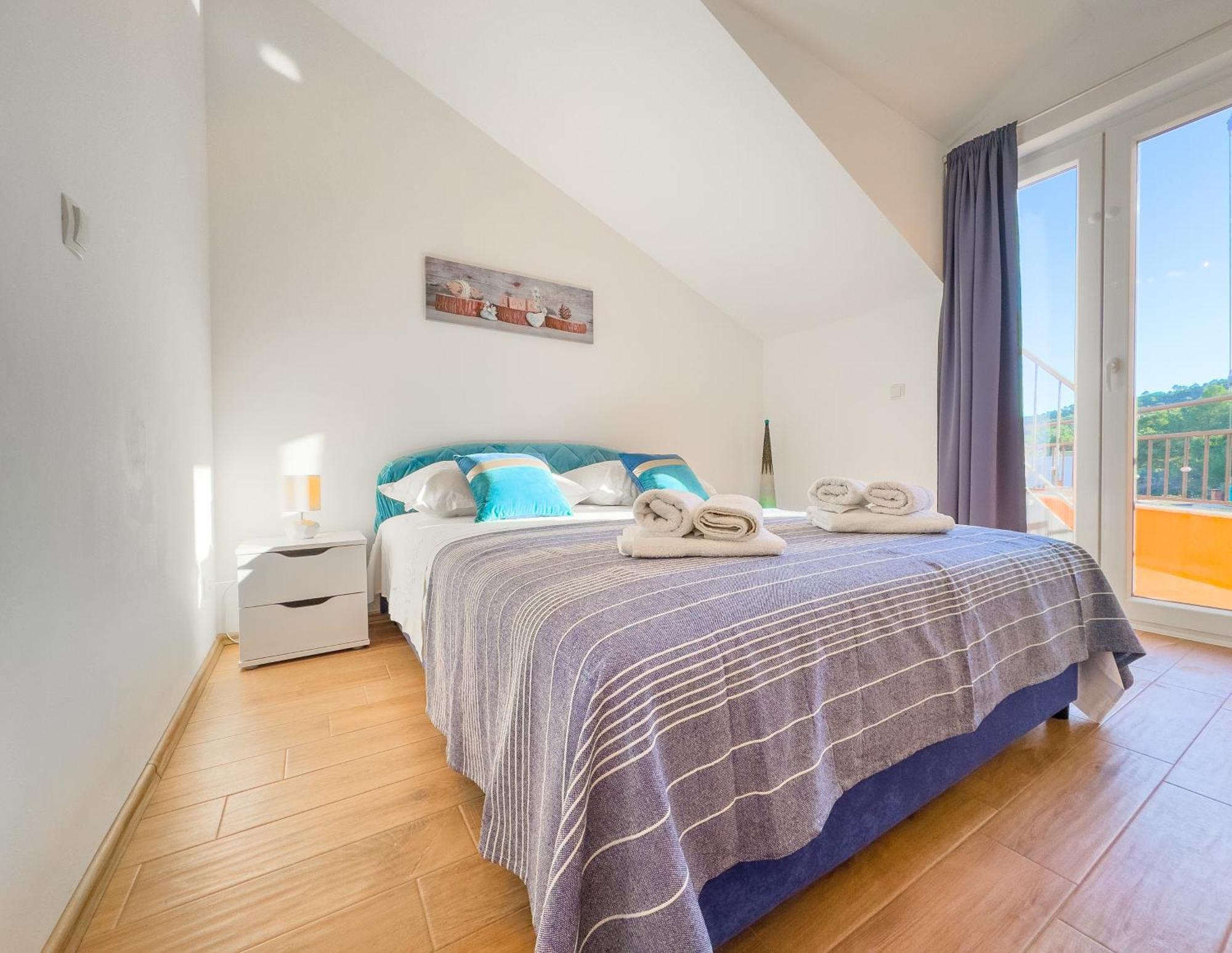 Apartamento Regina Del Mare Slatine Exterior foto