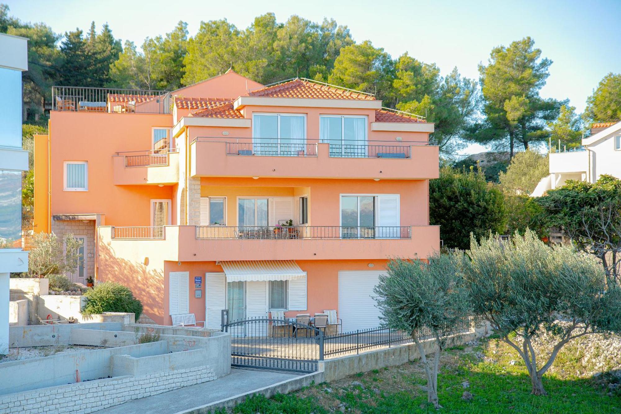 Apartamento Regina Del Mare Slatine Exterior foto